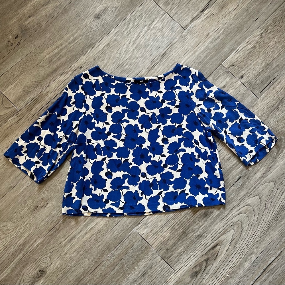 H&M Crop Shirt​